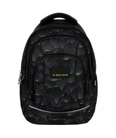 fajny plecak dla chłopaka do klasy 4 5 6 czarny z zielonymi trójkątami 26l