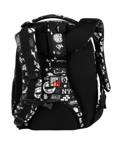 Ergonomiczny plecak dla chłopaka