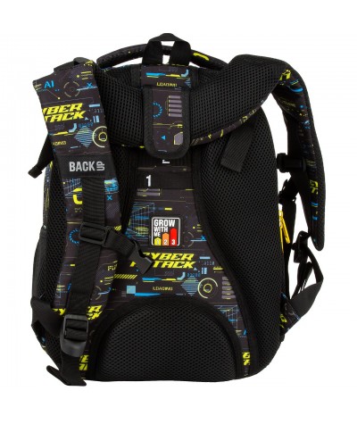 Plecak czarny w cyberprzestrzeń 24L &ndash; szkolny do klasy 1-3 BackUP - R50