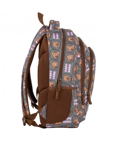 szary brązowy plecak trzykomorowy w zabawne kapibary