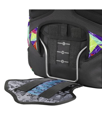 Plecak szkolny Spiky Pyramids Purple Coocazoo EvverClevver 2 kolorowe trójkąty - solidny plecak dla chłopaka, zdrowy plecak