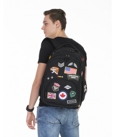 Plecak młodzieżowy CoolPack CP BENTLEY czarny z naszywkami BADGES BLACK, męski plecak naszywki, plecak z naszywkami dla chłopaka