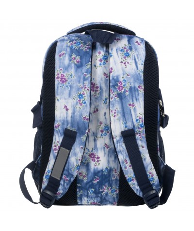 Plecak BackUP G 44 kwiaty na dżinsie lekki do szkoły - plecak dla dziewczyny, dżinsowy plecak w kwiatki, kwiaty na dżinsie