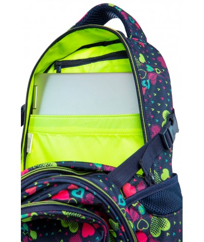 Kolorowy plecak na laptop w serduszka 4 przegrody Coolpack Lime Hearts Factor 