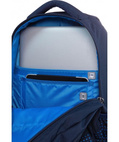 Granatowy plecak młodzieżowy dla nastolakta CoolPack Dots Blue Dart kieszeń na laptopa