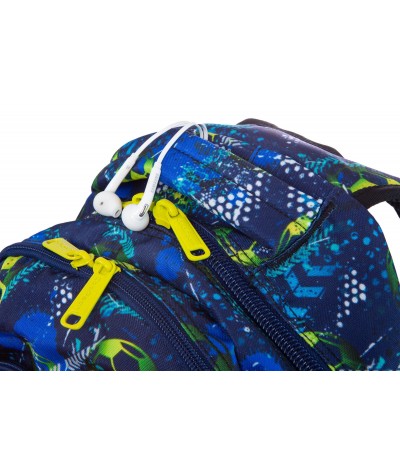Niebieski plecak szkolny z piłką dla chłopca CoolPack Football Prime NA SŁUCHAWKI