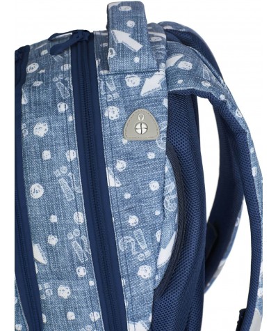 Jeansowy plecak szkolny w strzałki i znaki dla dziewczyny Head HD-345 port na słuchawki