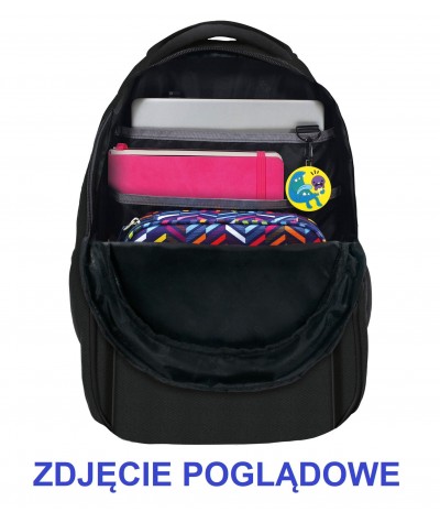 Czarny plecak szkolny z pieskiem chihuahua dla dziewczynki BackUP N81 środek 1