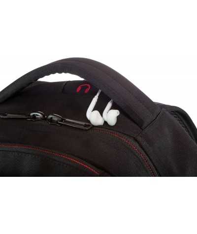 Czarny plecak młodzieżowy z czerwonym napisem CoolPack Joy Super Red wyjście na słuchawki