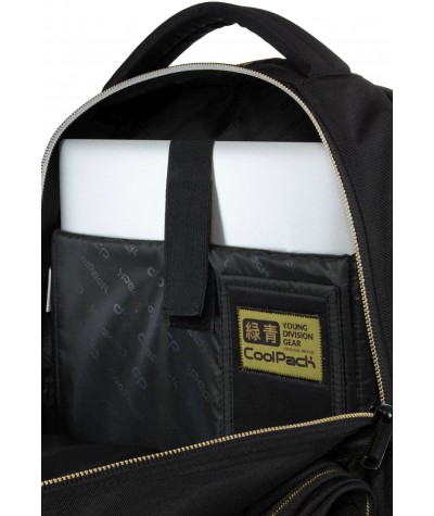 Czarny plecak damski do liceum ze złotym napisem CoolPack Joy Super Gold kieszeń na laptopa