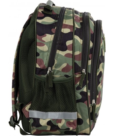 Lekki dwukomorowy plecak szkolny moro do 1 klasy dla chłopca Future By BackUP