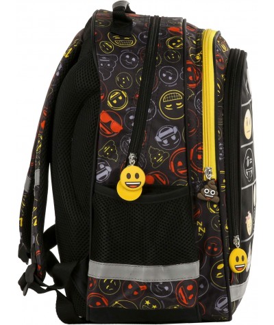 Plecak szkolny Emoji z emotkami z kieszonką na bidon dla dziecka do 1 klasy lekki A4