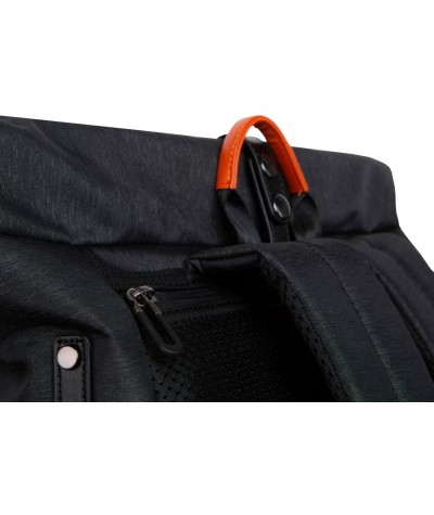 Plecak kurierski zwijany na laptopa 15,6" czarny r-bag Roll Black