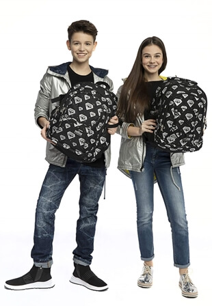 Plecaki w diamenty dla dziewczyny i chłopaka moda szkolna